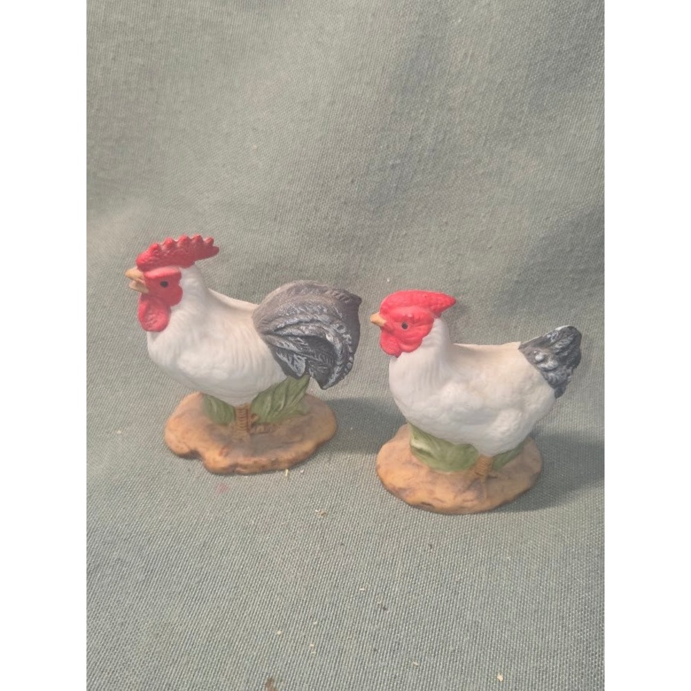 Vintage Lefton 1984 Rooster and Hen Ceramic Figurines Set 04276 Taiwan